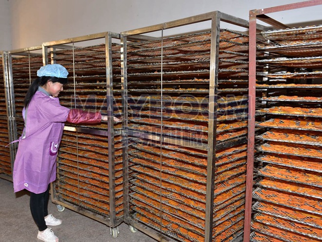 The Drying Process of Sweet Potato Strips